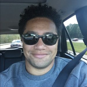 Meet your Posher, Thomas